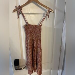 Elegant Pink and Gold Women's Dress